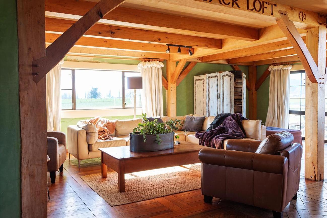Bed and Breakfast Housewithnonails Матамата Экстерьер фото