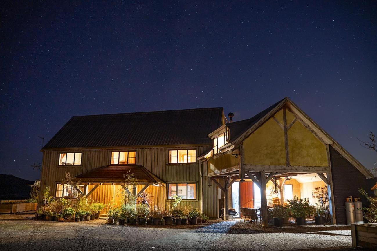 Bed and Breakfast Housewithnonails Матамата Экстерьер фото